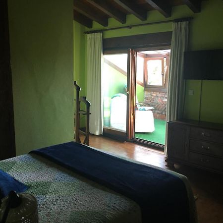 Hotel Rural Posada El Trenti De Corona Valoria Luaran gambar
