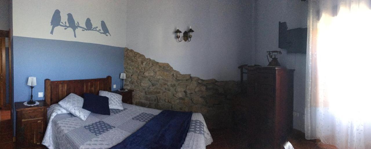 Hotel Rural Posada El Trenti De Corona Valoria Luaran gambar